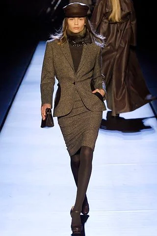 Look 15